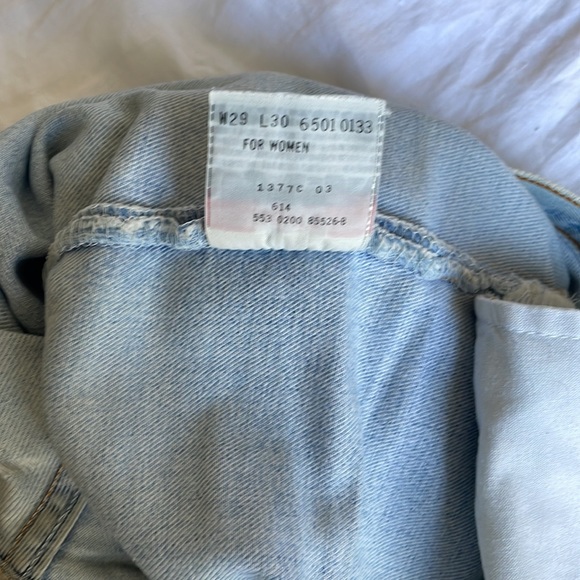 LEVI 501’S LIGHT WASH (aka ur lucky day) distressed straight leg W29 L30 - Picture 13 of 13